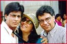 Shah Rukh Khan with Farah Khan and Khalid Mohammad