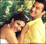 Raveena Tandon, Sanjay Kapoor in Soch