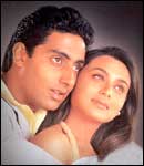 Abhishek Bachchan and Rani Mukherji in Bas Itna Sa Khwab Hai