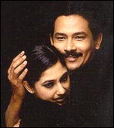 Atul Kulkarni and Rinke Khanna in Mango Souffle